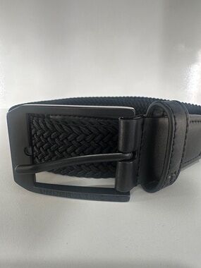 Under Armour Men’s Black Braided Stretch Belt with Matte Buckle